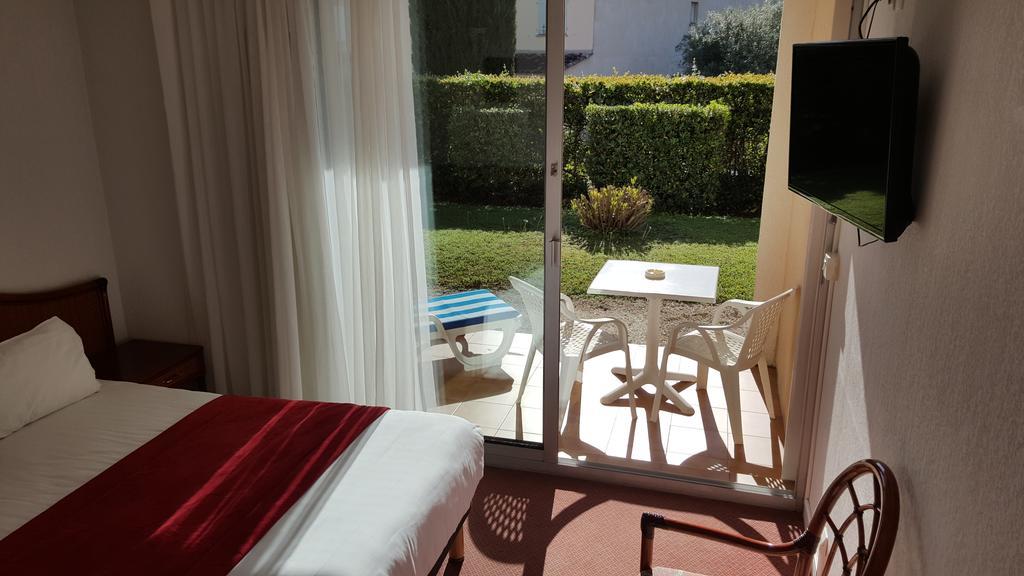 Hotel Le Galoubet Villeneuve-Loubet Dış mekan fotoğraf