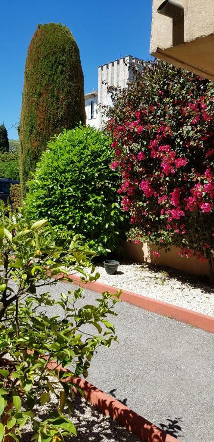 Hotel Le Galoubet Villeneuve-Loubet Dış mekan fotoğraf
